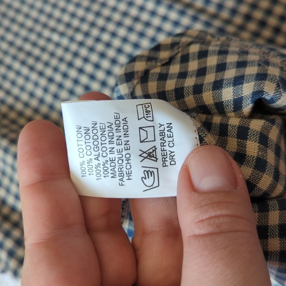 Womens Plaid Button Up with Cute Capped Sleeves & Flattering Ruching - Picture 4 of 6